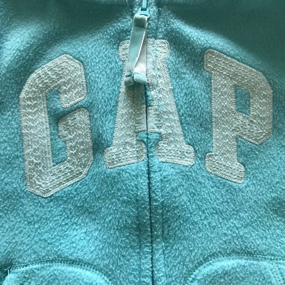 bundle of (6-7) S Gap jackets - Picture 6 of 8
